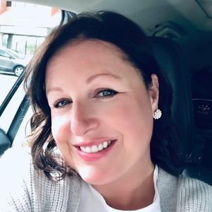 Meet your Posher, Christine